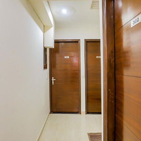 Hotel O Mahipalpur Extension Near Airport Új-Delhi Kültér fotó