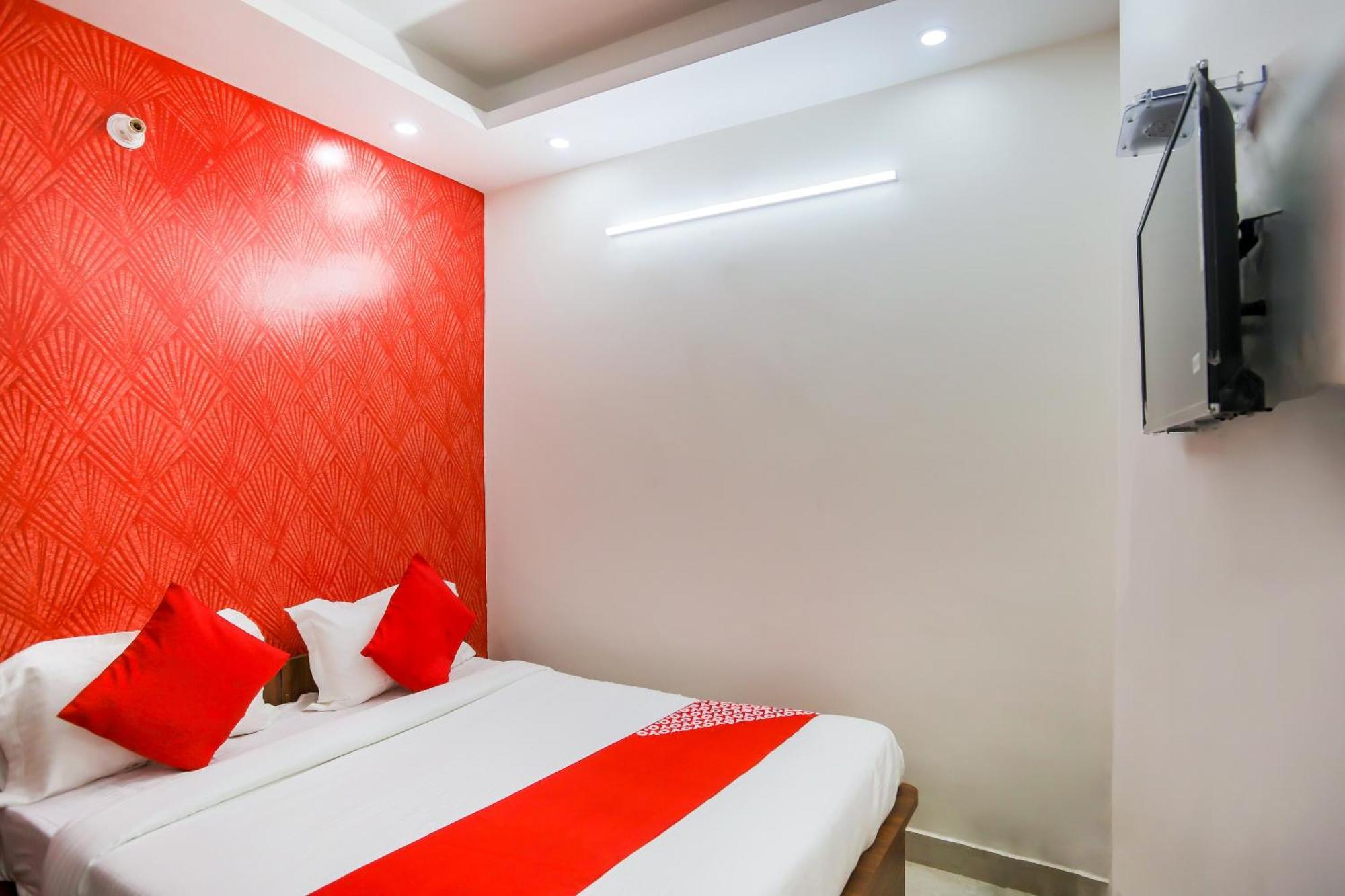 Hotel O Mahipalpur Extension Near Airport Új-Delhi Kültér fotó