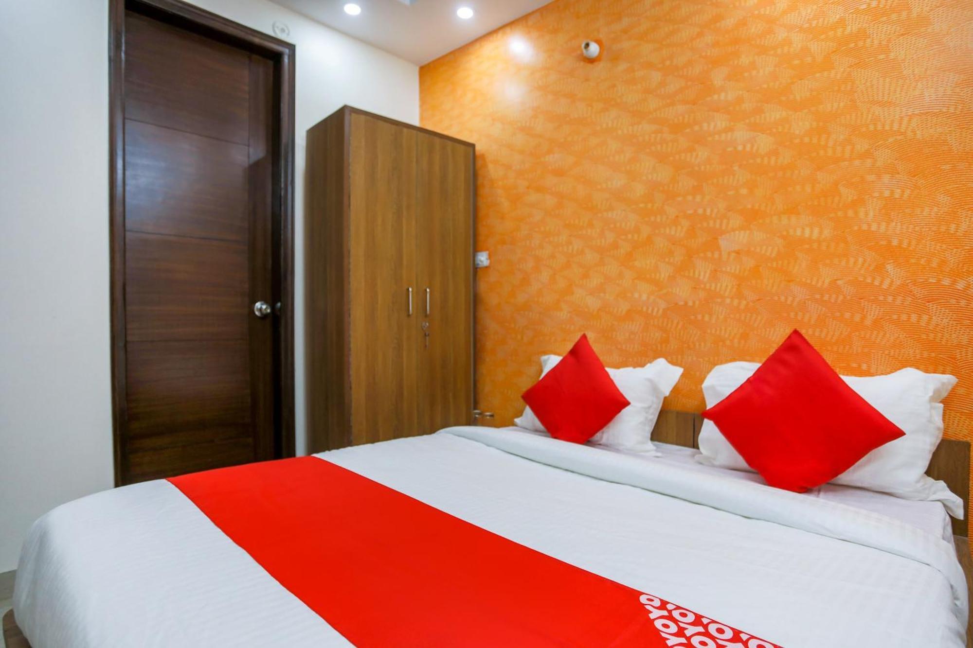 Hotel O Mahipalpur Extension Near Airport Új-Delhi Kültér fotó
