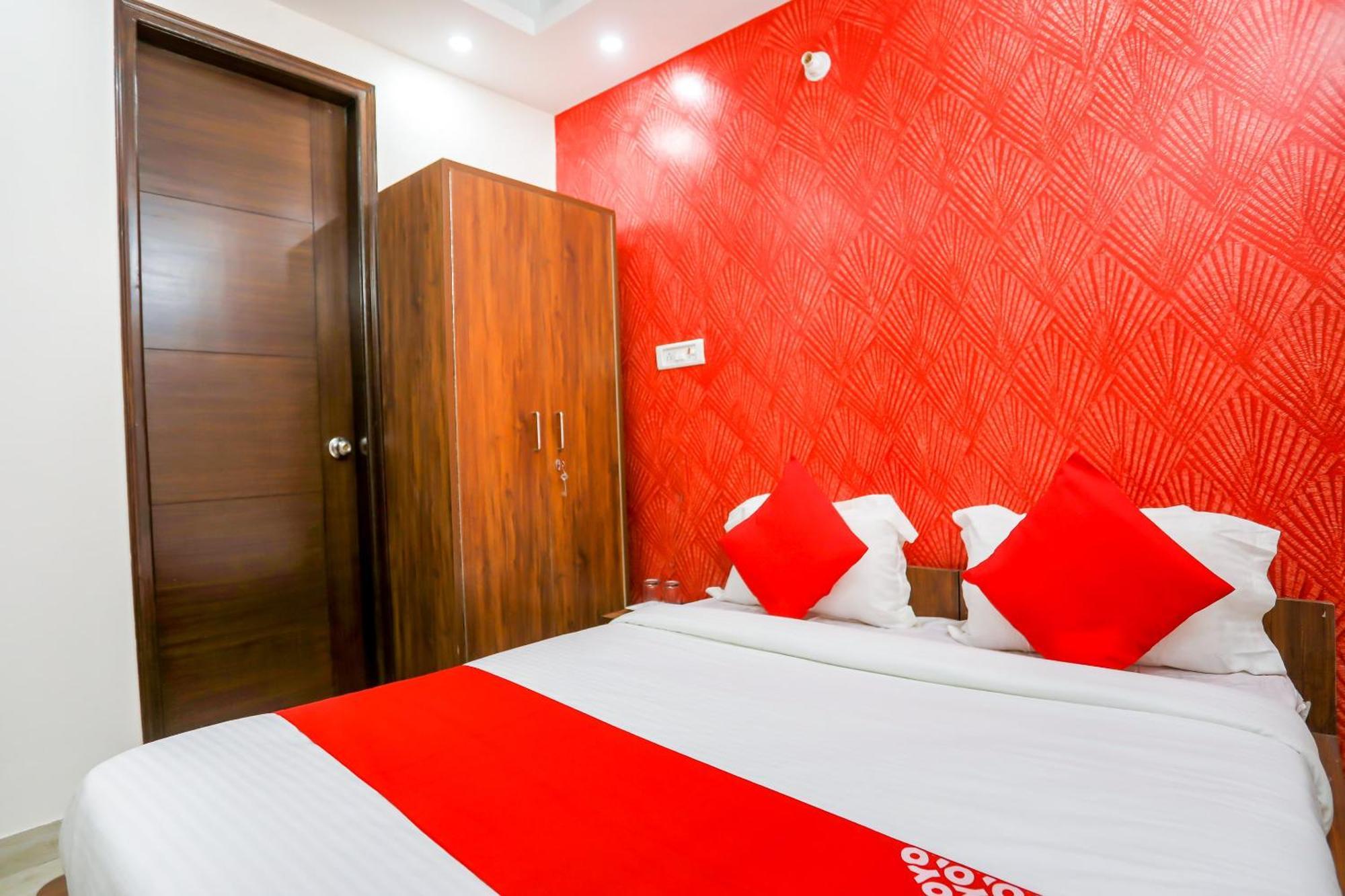 Hotel O Mahipalpur Extension Near Airport Új-Delhi Kültér fotó